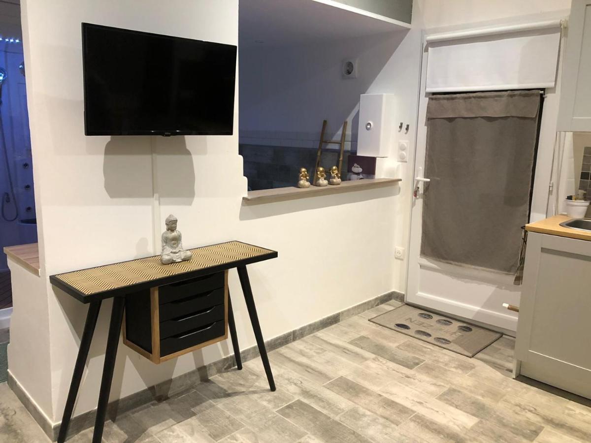 Esprit Zen En Provence Studio Spa Privatif Cheval-Blanc Esterno foto